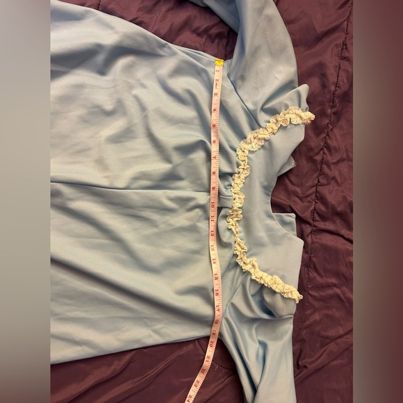 Vintage night gown blue looks to be hand made size is as shown beautiful piece - Picture 3 of 5